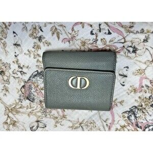 Auth DIOR/ChristianDior 30 Montaigne Lotus Wallet - Gray Leather Trifold Wallet